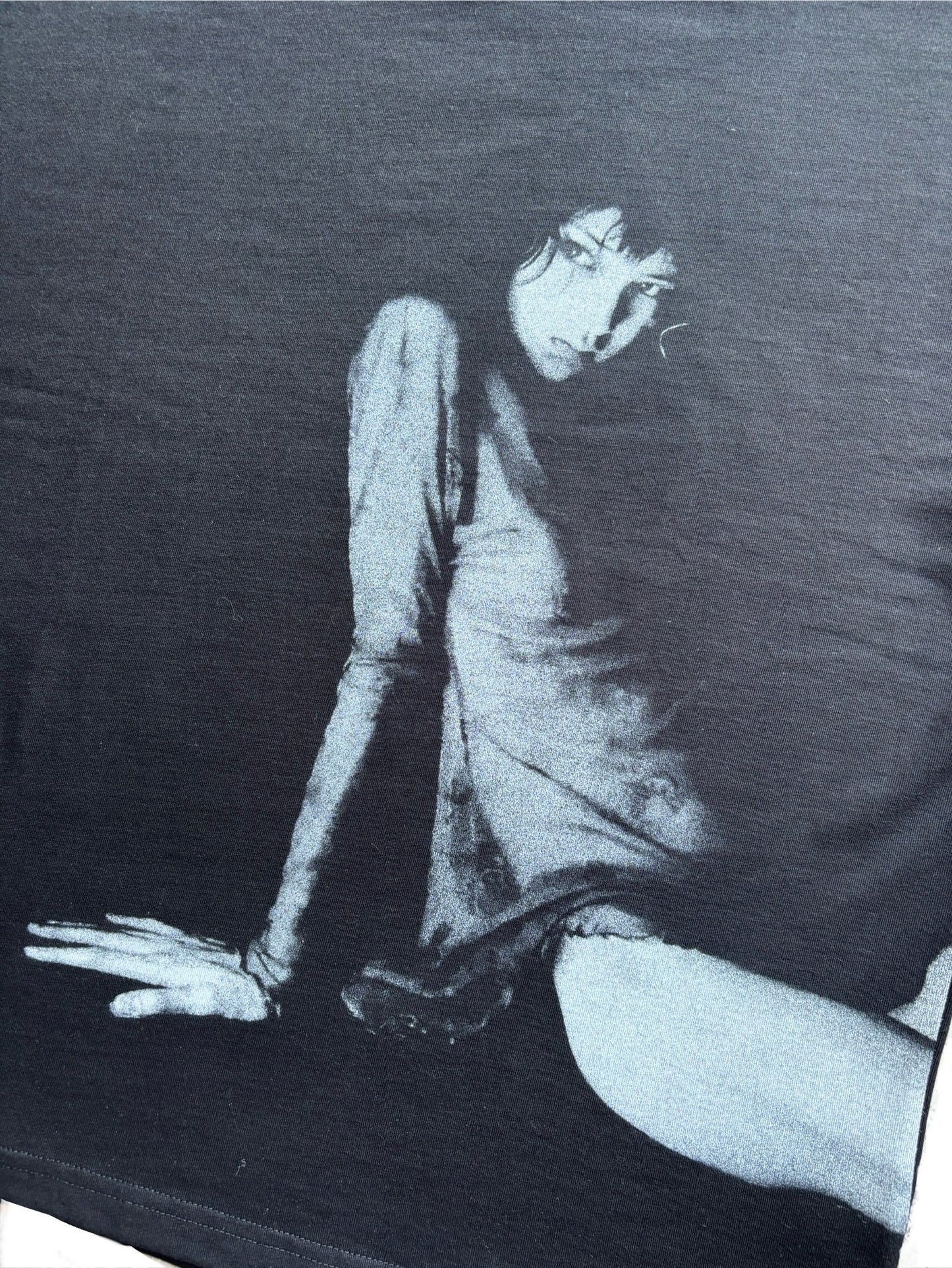 "Her Gaze" Graphic Tee
