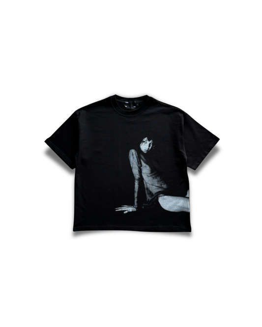 "Her Gaze" Graphic Tee